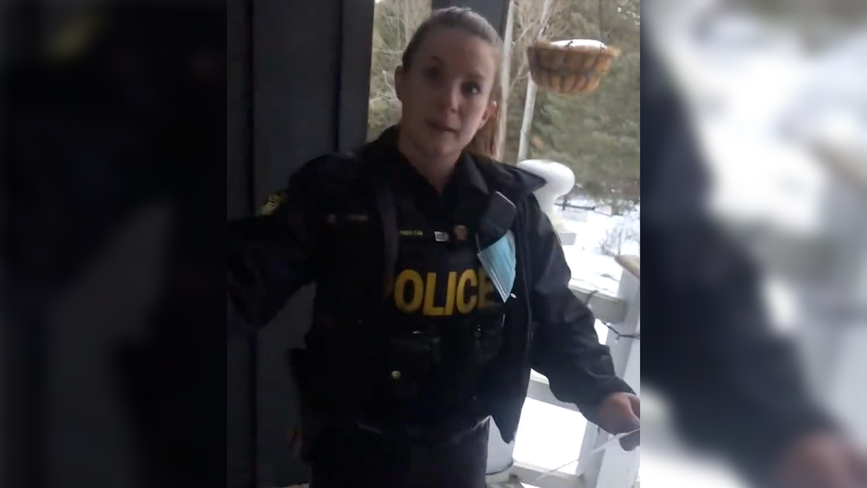 Watch: Police Monitoring Freedom Convoy Facebook Groups, Show Up to Discuss Woman's 'Rights' to Protest