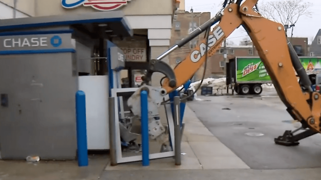 Watch: Chicago Thieves Steal Backhoe, Use It to Break Into ATM Machine With No One Noticing