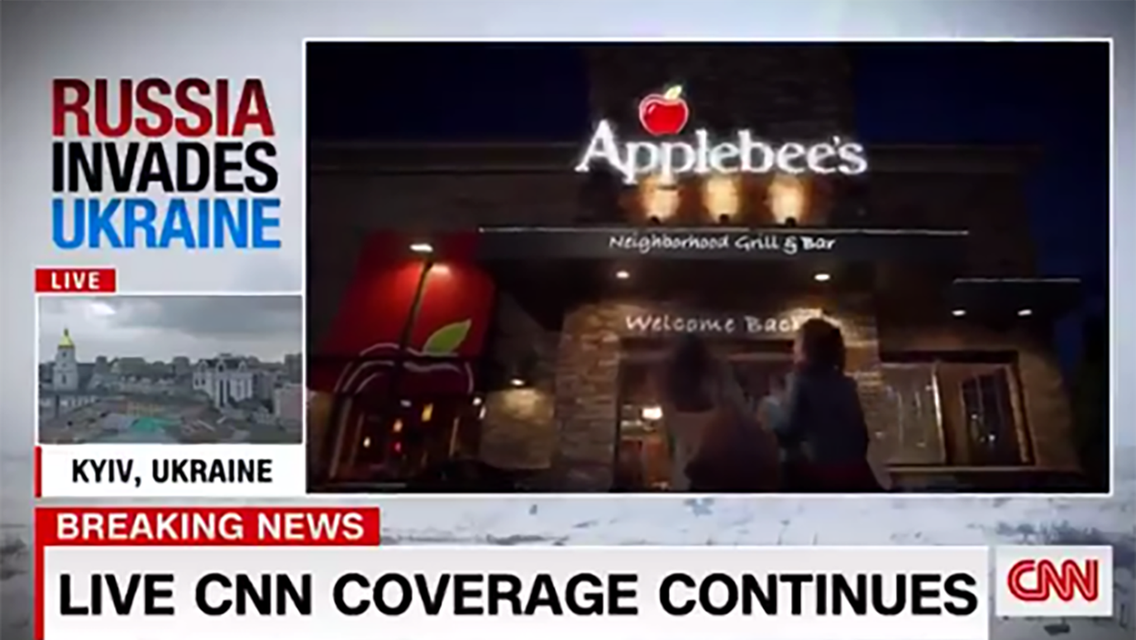 WWIII Brought to You by Applebee’s: CNN Split-Screens Ukraine With Commercial, and It’s Maximum Cringe
