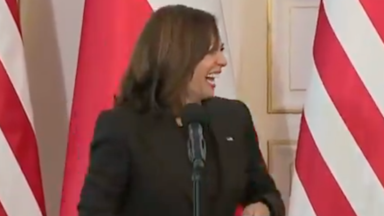Watch: Kamala Harris Gets Another Case of Giggles Before Answering Question on Plight of Ukrainian Refugees
