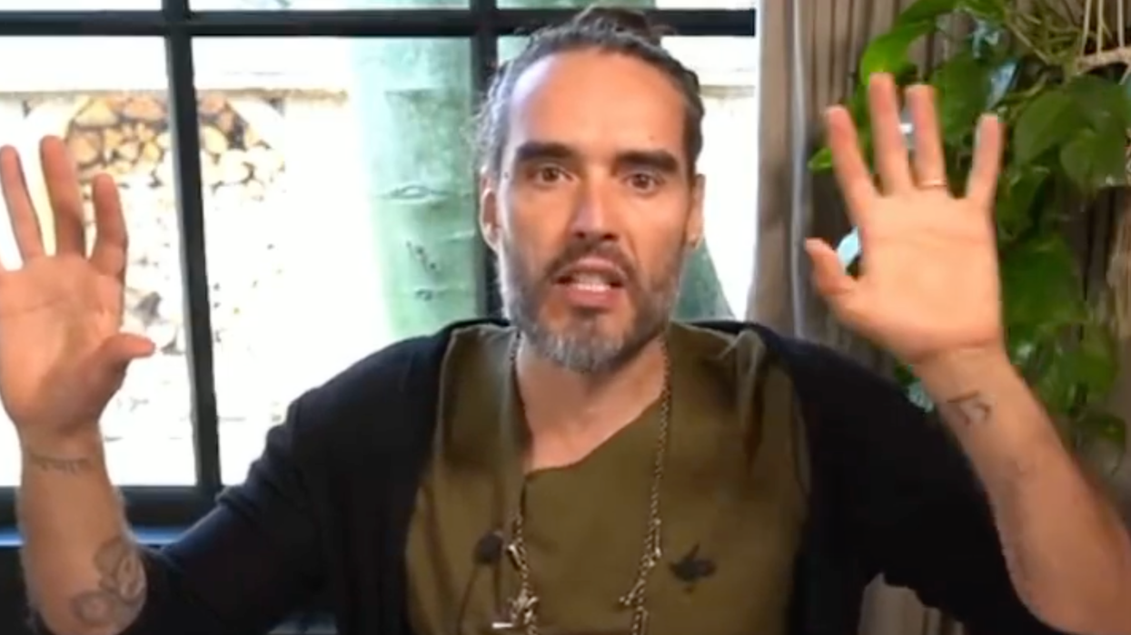 Russell Brand Obliterates Justin Trudeau, Claims He's in No Position to Criticize Putin Being a Tyrant