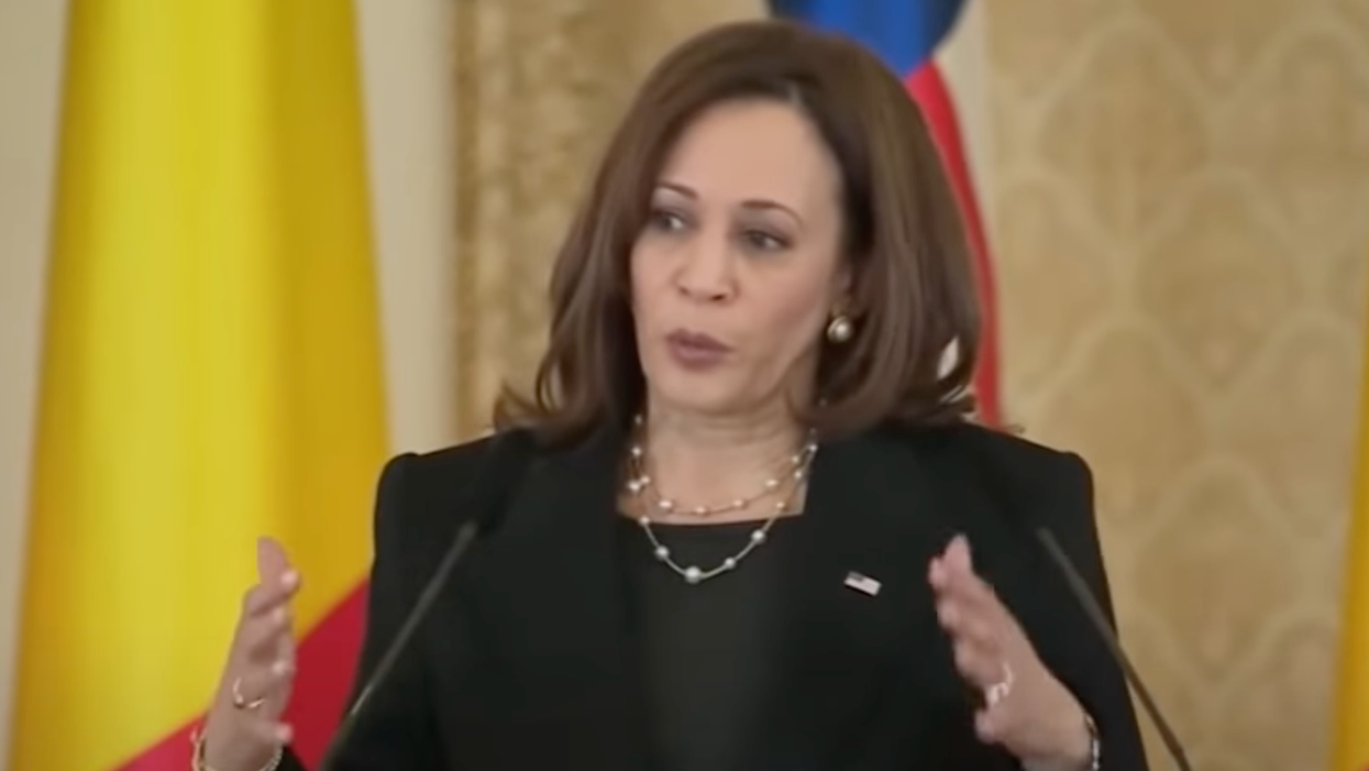 'She's Like a Wind Up Robot': Kamala Harris Shows Again How Bad She is at Answering Questions