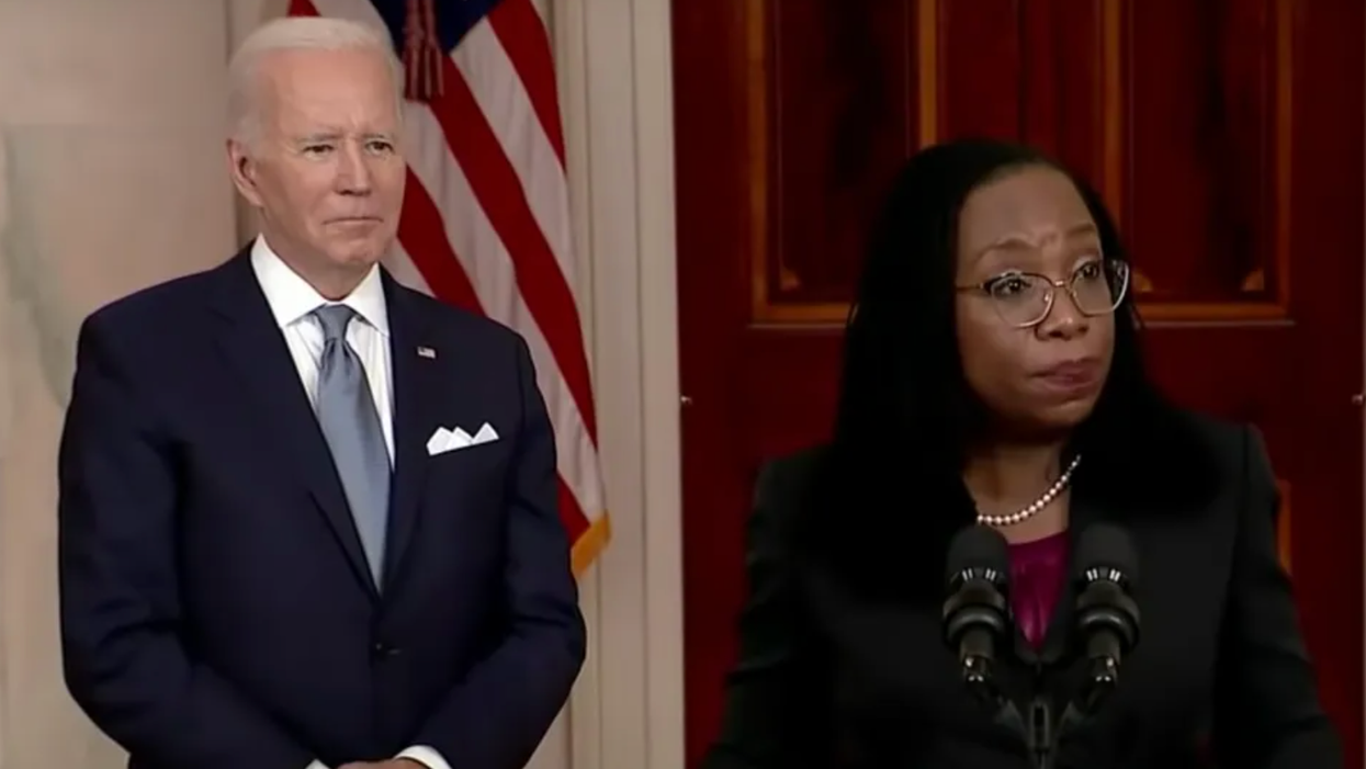 Tulsi Gabbard Hammers ‘Absurdity’ of Biden Nominating Woman for SCOTUS Who Can’t Define ‘Woman’