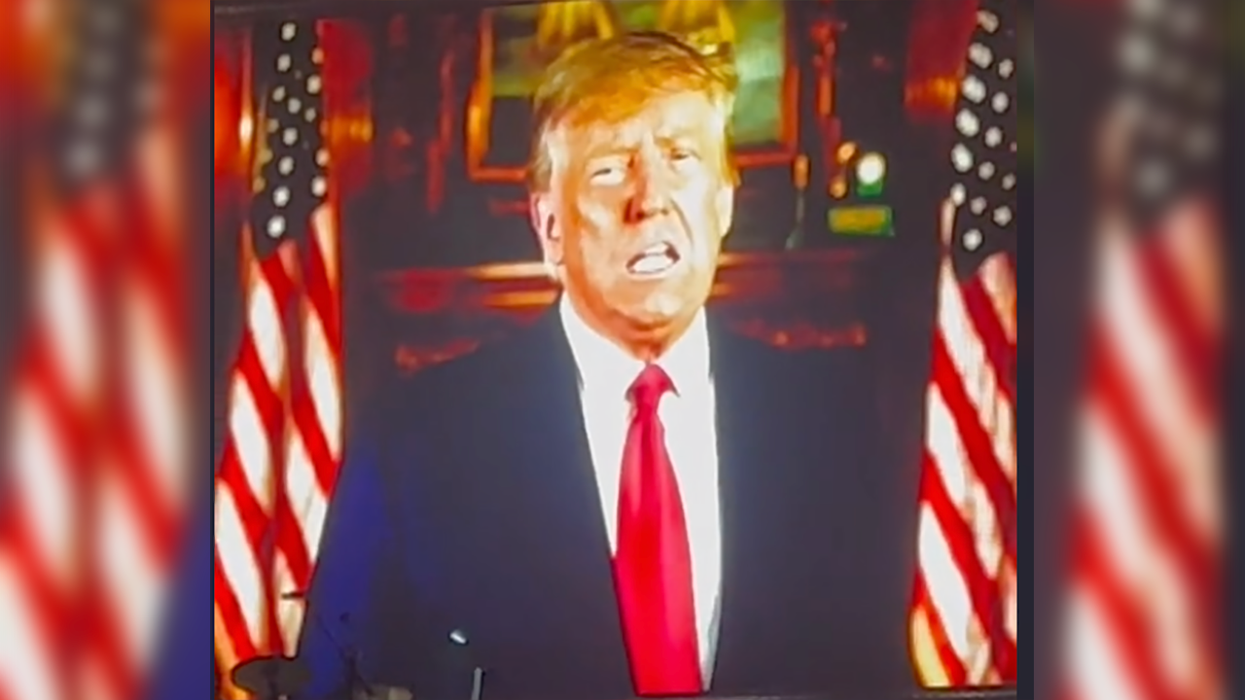 Kid Rock Kicks Off His Tour With a Special Message From Donald Trump