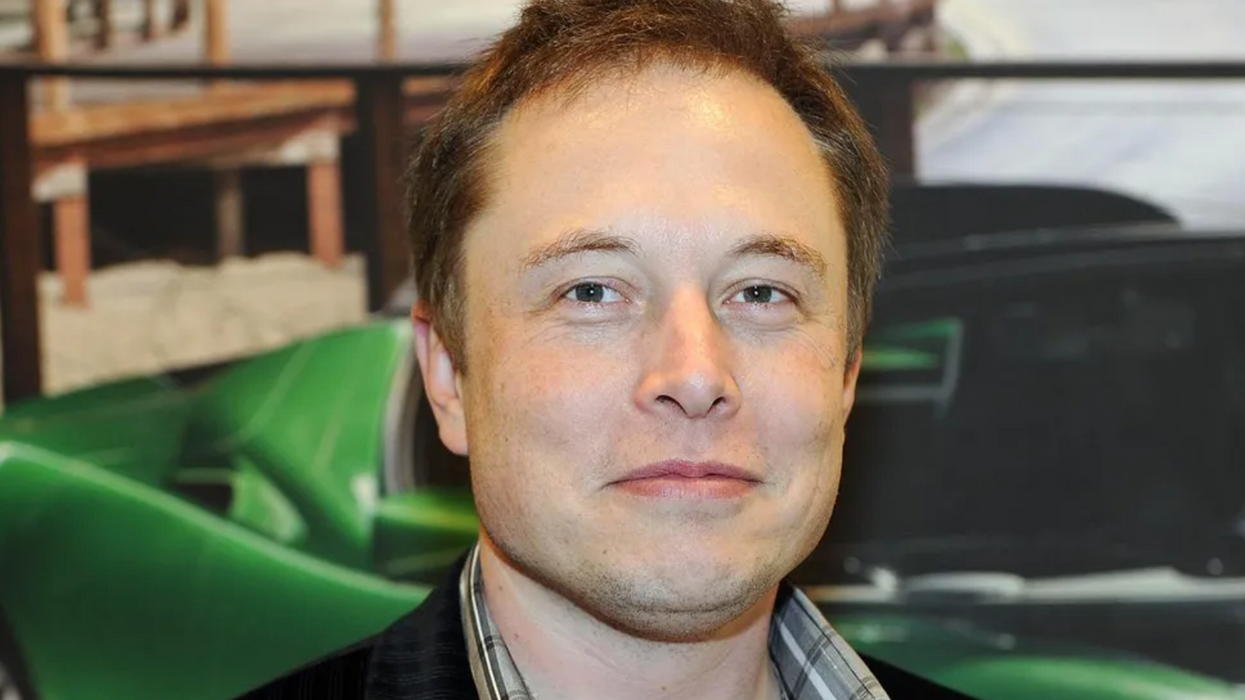 Elon Musk's Plan B? Free Speech Advocate Looking for Investors to Join Twitter Buy
