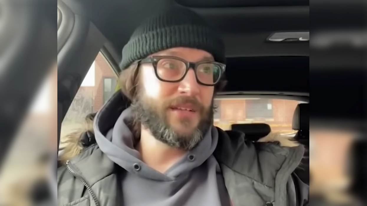 Self-Hating TikToker Gives Bizarre Apology for White People