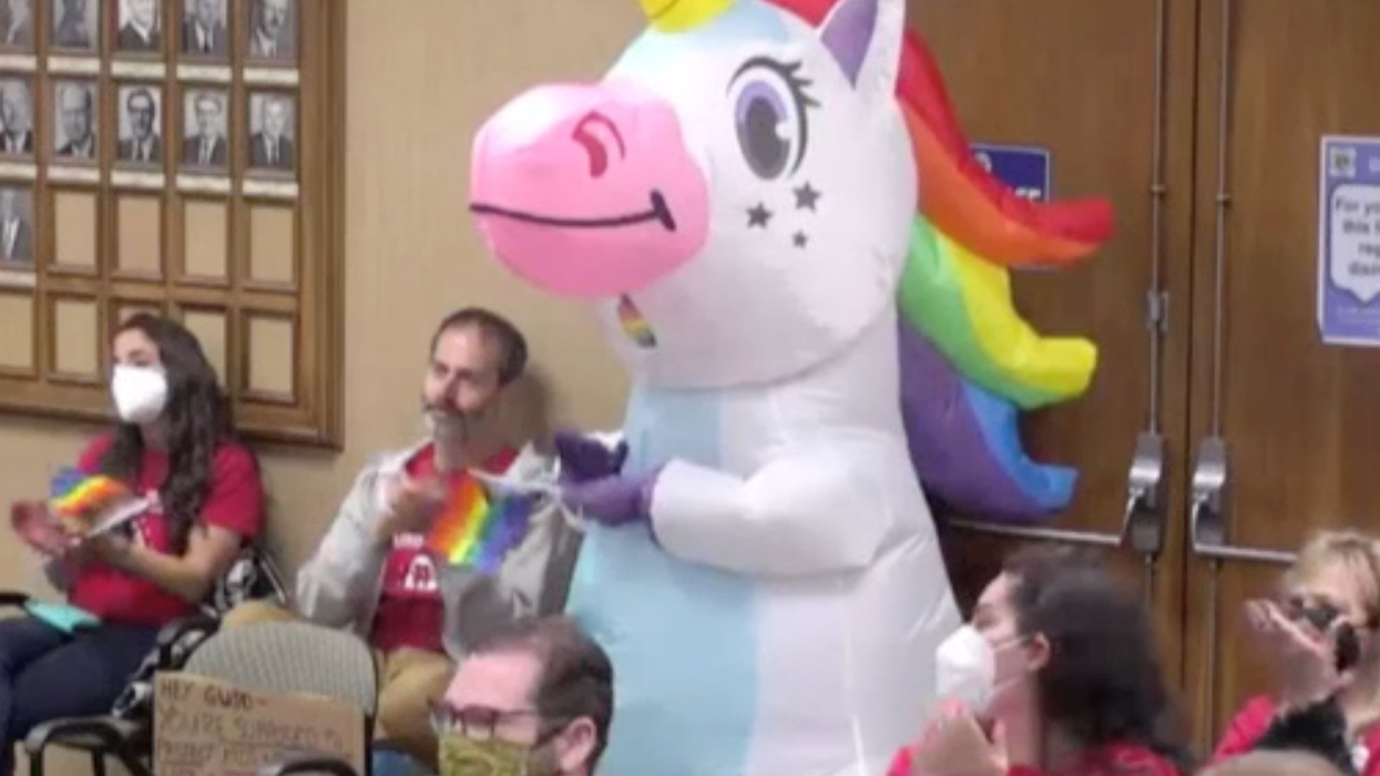 Adult Dresses as ‘Gender Unicorn’ to Mock Parents’ Concerns About Their Kids’ Education