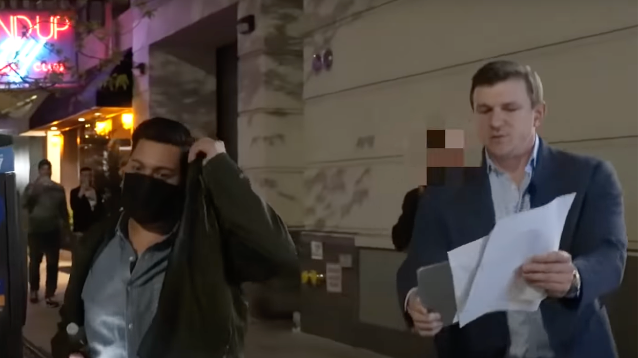 Twitter Exec Who Mocked Asperger's Runs Away From James O'Keefe, Tries Hiding in Comedy Club