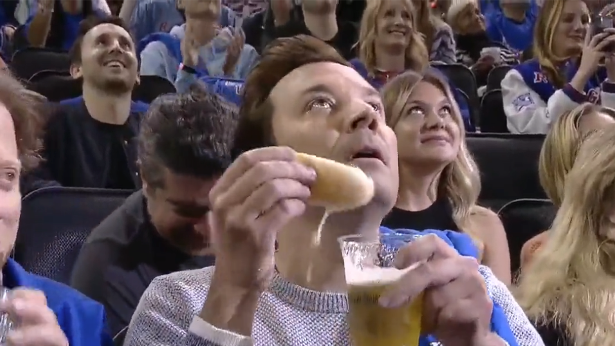 Jimmy Fallon Does His Best Impression of a Man, Fails Miserably Trying to Drink Beer