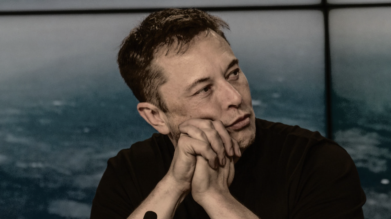 Elon Musk's father fat-shames him in radio interview, tells hosts he loves his other son more