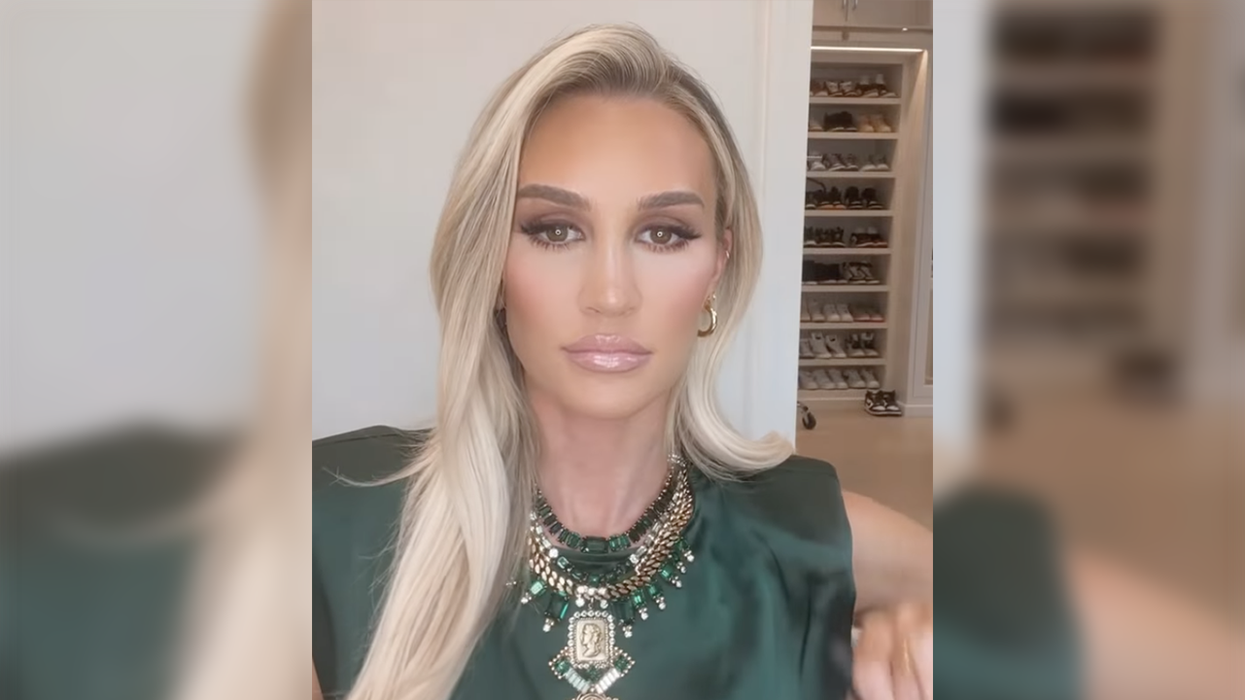 Jason Aldean's wife makes joke about gender and being a tomboy, other country stars are lashing out over it