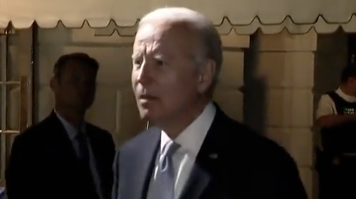 Biden claims to not know if aides have student loans, he's either a liar or a nincompoop: 'No one's told me'