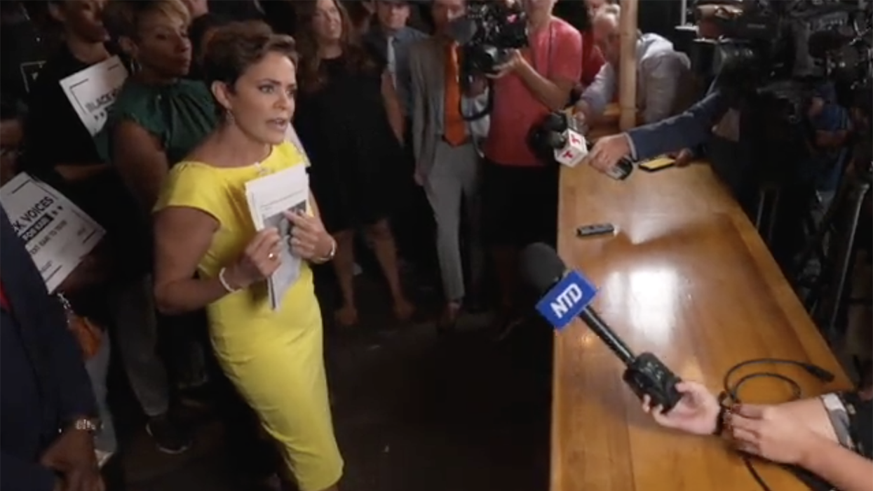 Watch: Kari Lake needs only her 20-year-old volunteer to illustrate how horrible the media is at their jobs