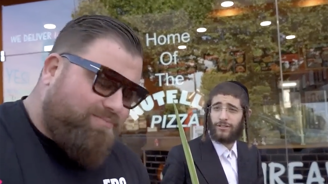 Watch and enjoy how this pizza bro and kosher Jew demonstrate how the real world gets along off of Twitter