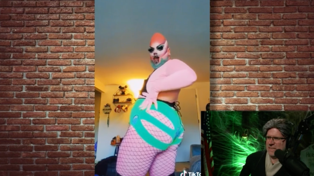 Reacting to the MOST INSANE Halloween costumes on TikTok