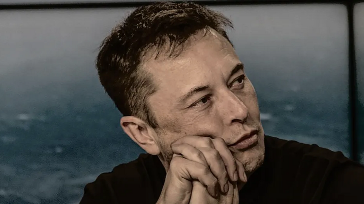 Game On: Elon Musk just blasted Apple CEO Tim Cook, 'why do you hate free speech?'