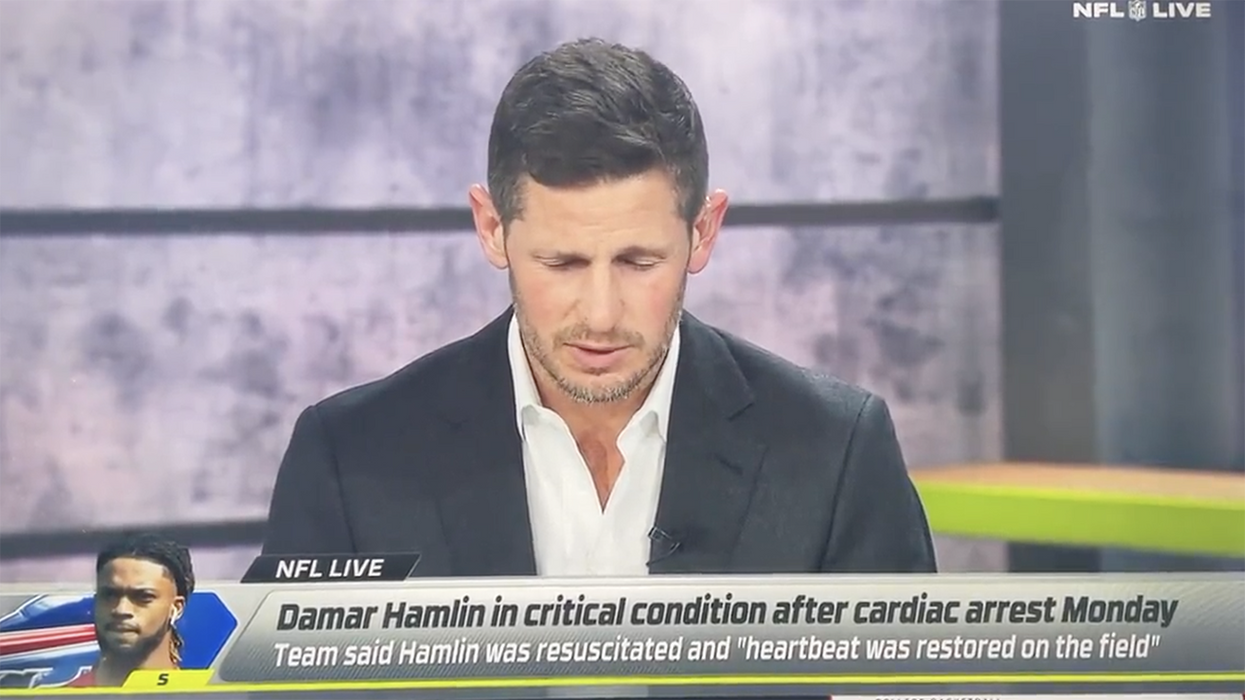 Watch: ESPN shocks audiences by leading a prayer for Damar Hamlin. Actual prayer. Not just a hashtag.