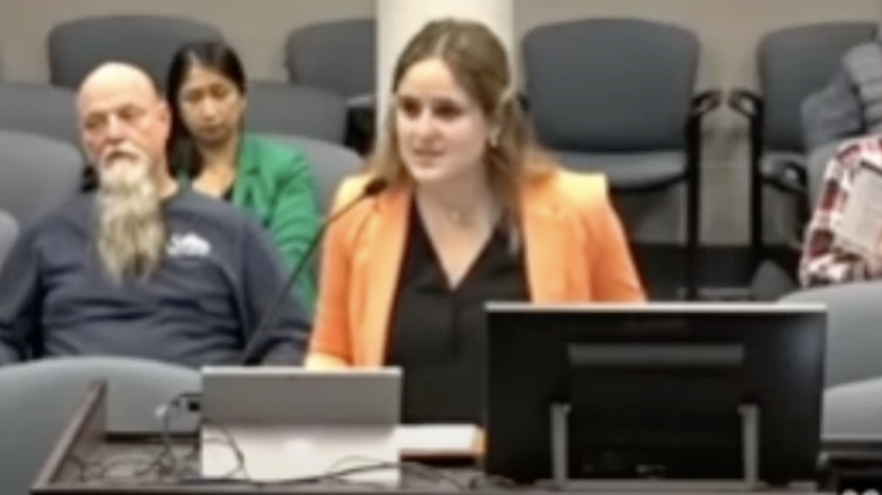 Teen breaks down after being exposed to naked man in locker room, but woke YMCA staff says it was a transwoman so shut up