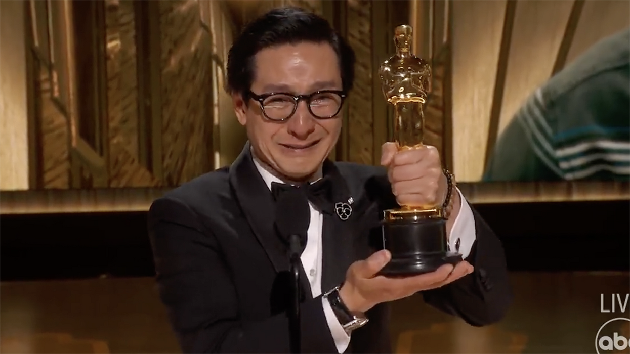 Watch: Oscar winner does unthinkable (for Hollywood) and praises the American Dream in emotional speech