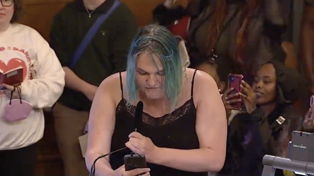 Watch: Unhinged, blue-haired human reads laundry list of people San Francisco can "f***" over guard acting in self-defense