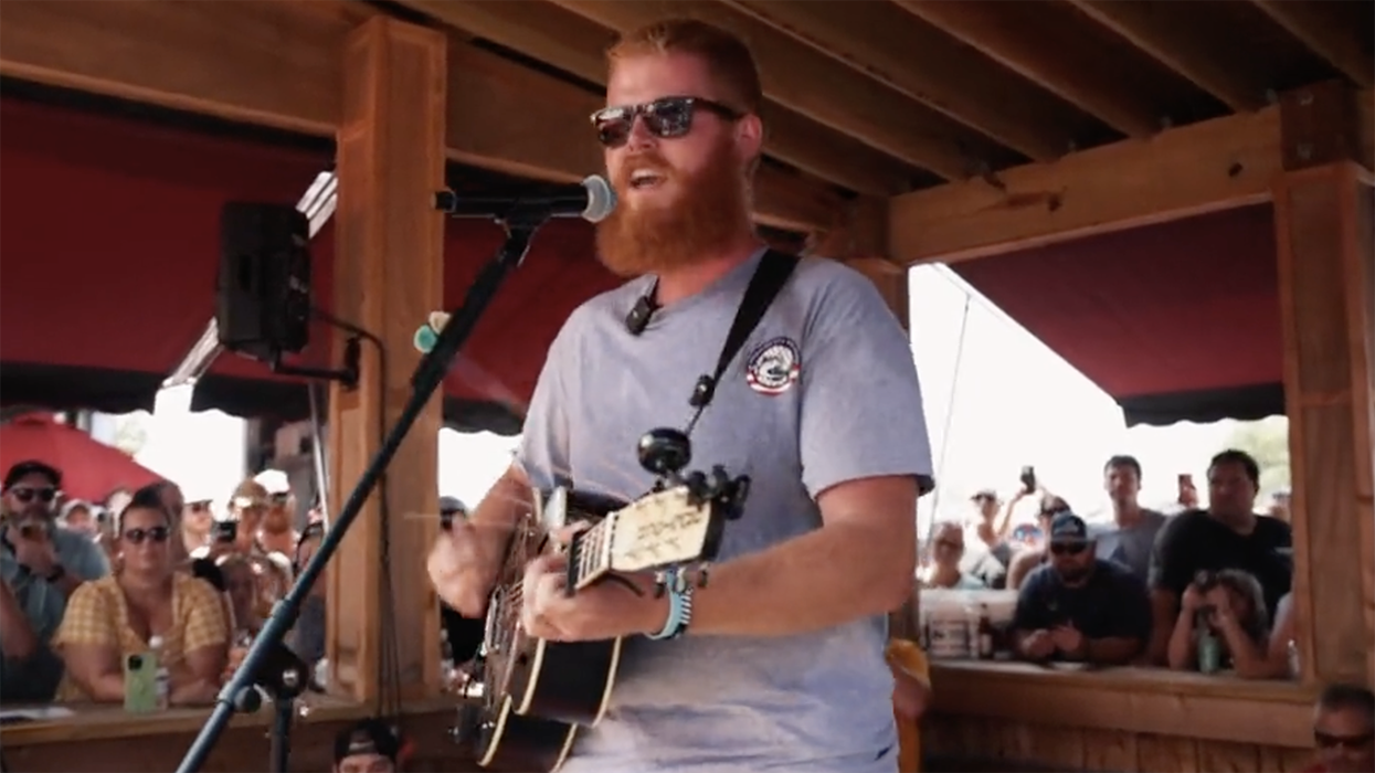 Oliver Anthony's success gets even more insane as he becomes the first artist EVER to do this on the Billboard charts