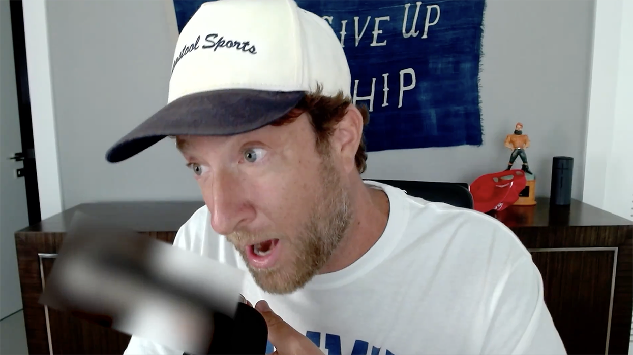 Watch: Barstool's Dave Portnoy catches wind of another MSM hit piece, calls WaPo reporter and exposes her journactivism