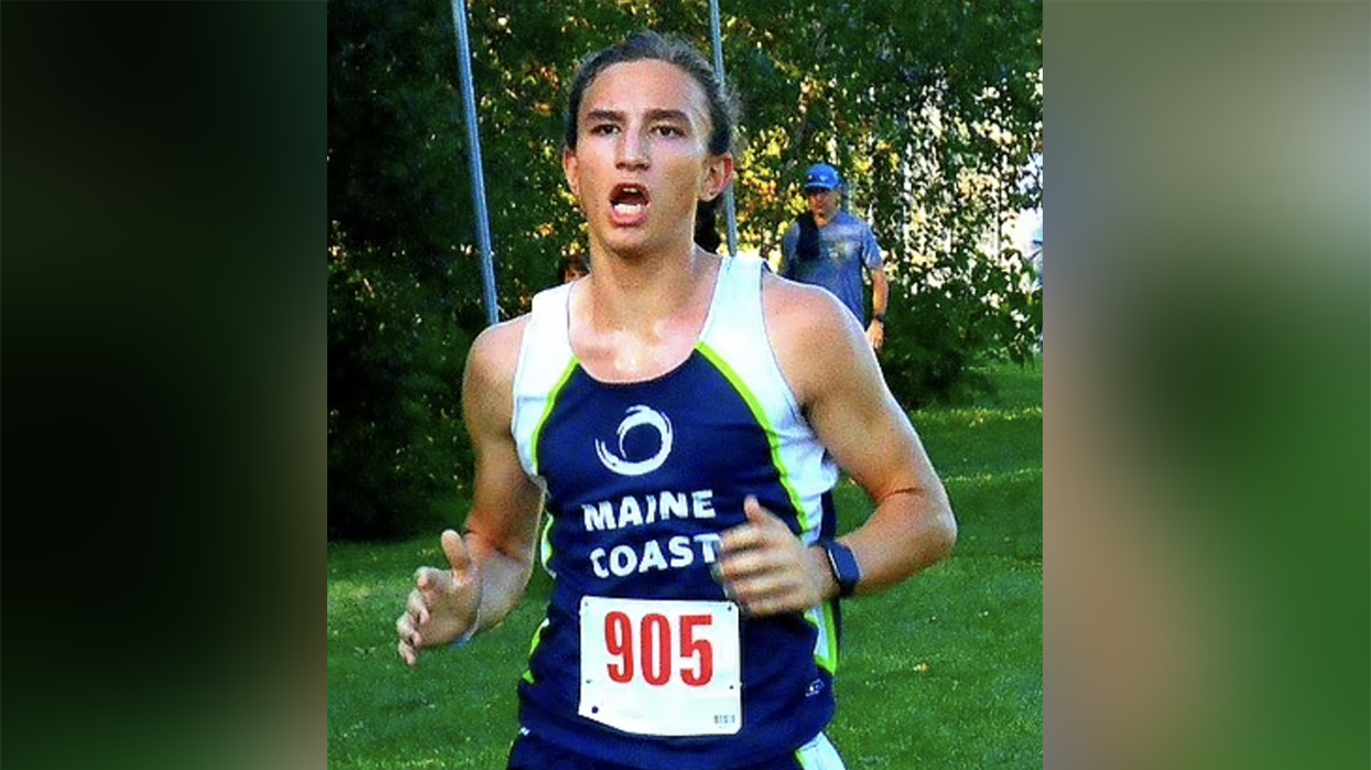 "Way to cheat, bro:" Dude ranked 172nd in high school track. Then he became a girl. Now she's ranked 4th!