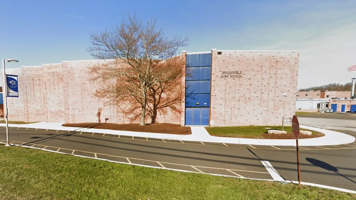 Woke High School Put Tampons In The Guys' Restroom, So A Group Of Dudes Destroyed The Dispenser Within Minutes