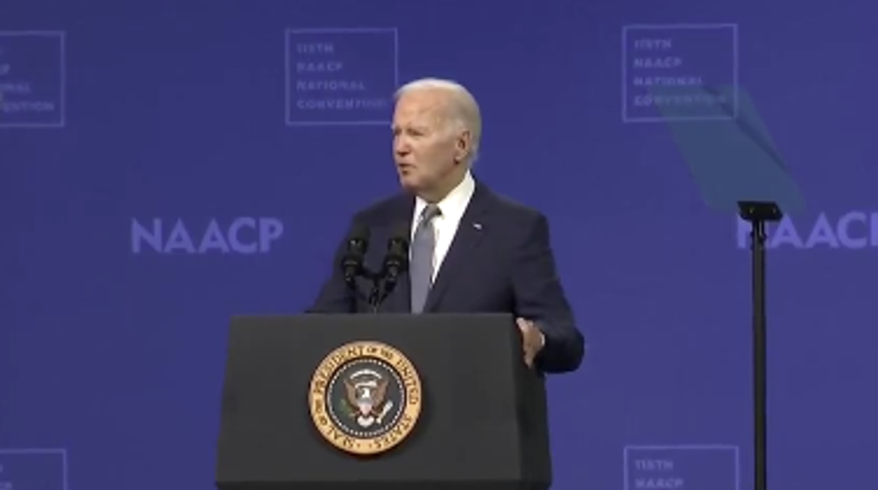 Biden attempts to bash Trump after calling to “lower the temperature,” slurs incoherently instead