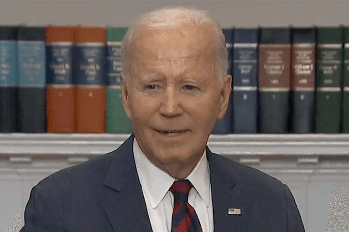 Watch: Biden throws Kamala under the bus AGAIN over Ron DeSantis feud. Does he realize what he's doing?
