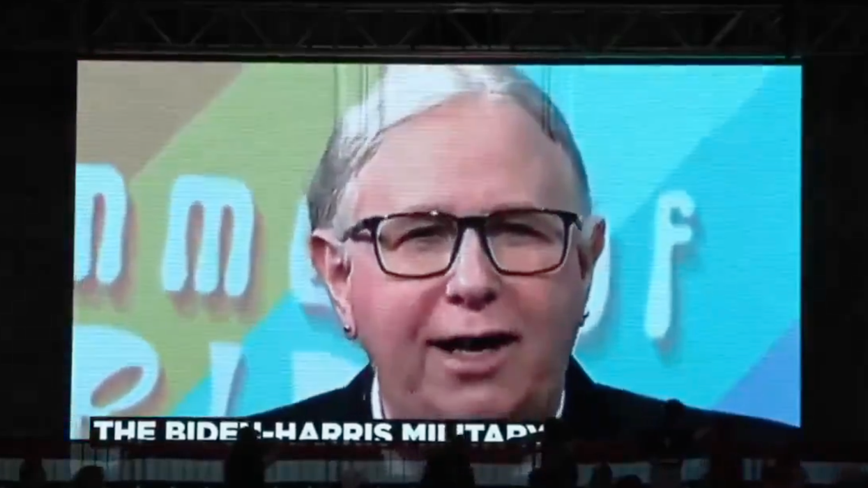 Watch: Trump's audience goes bananas when he blasts Kamala's woke military using classic war movie