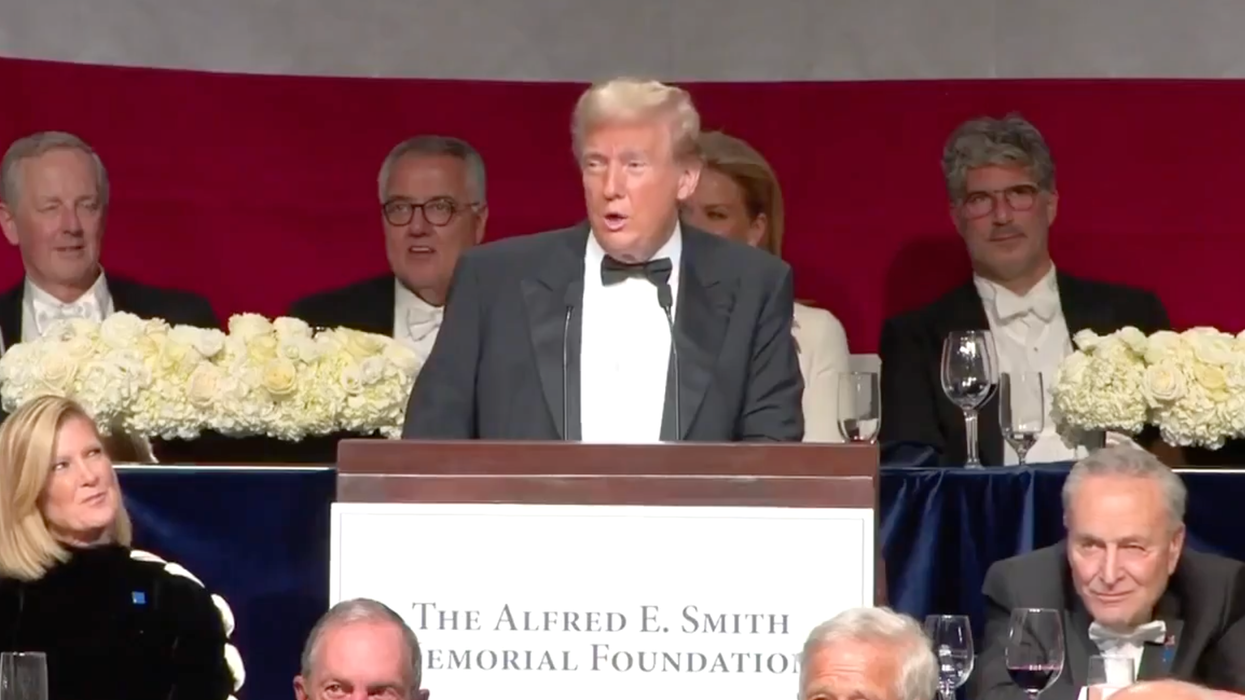 Trump puts on comedic clinic, SAVAGES Chuck Schumer, Tim Walz, and others in a brutal roast