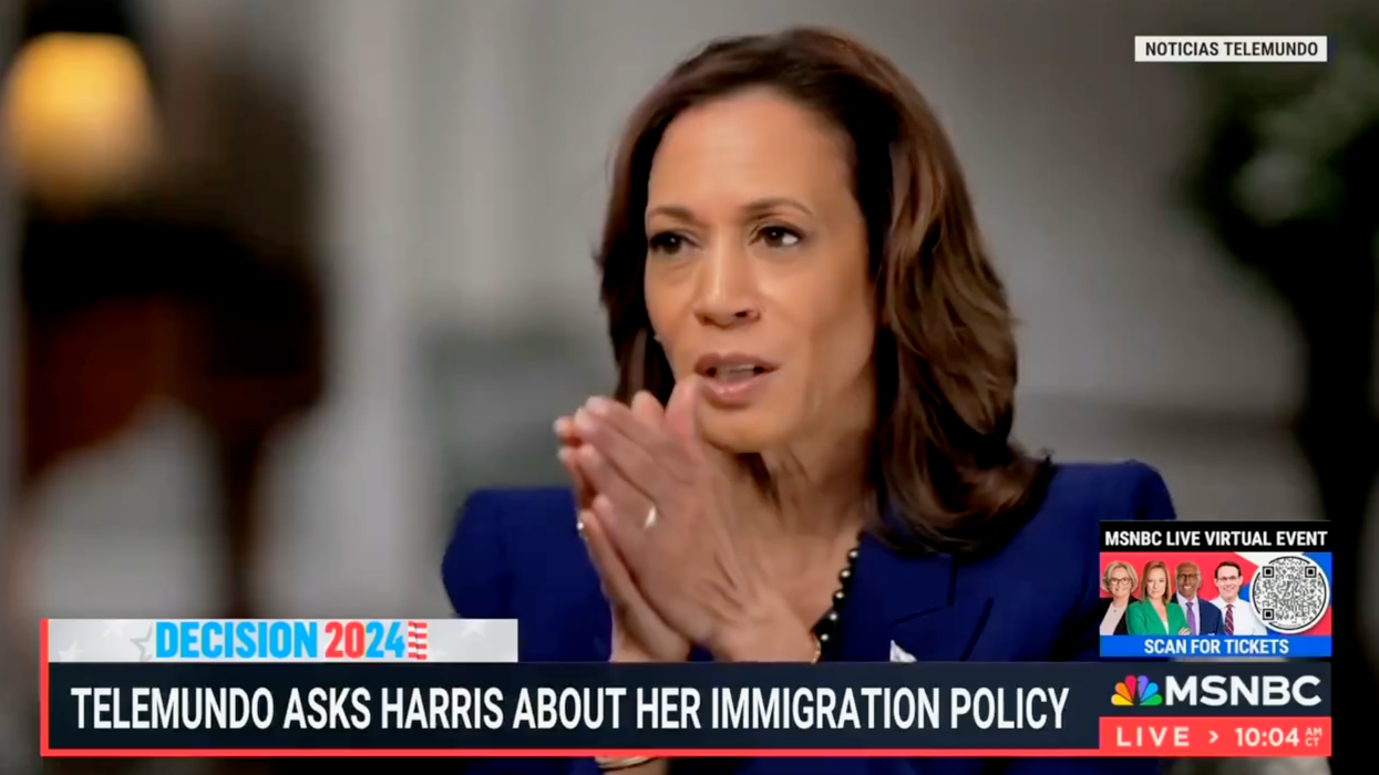 Kamala Harris mucho panders to Telemundo, BRAGS about supporting mass amnesty