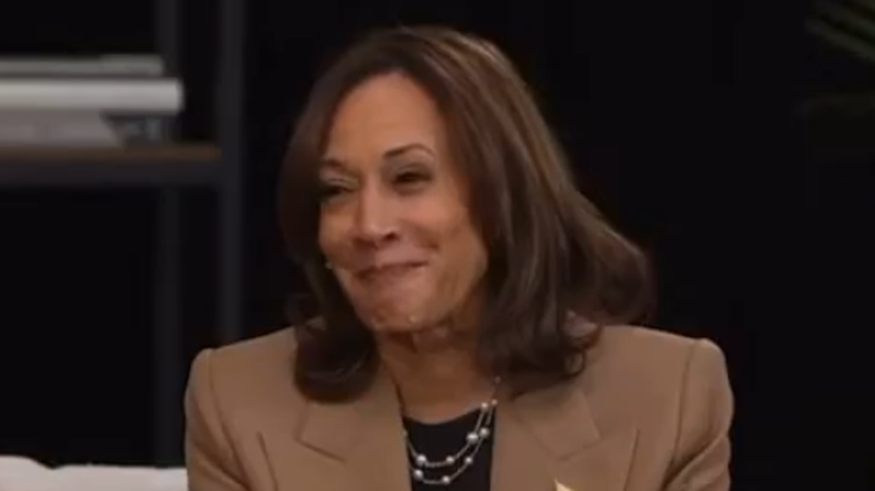 Kamala Harris Claims Donald Trump (?I) Will Take Away Your Guns: “I'm in favor of the 2nd Amendment”