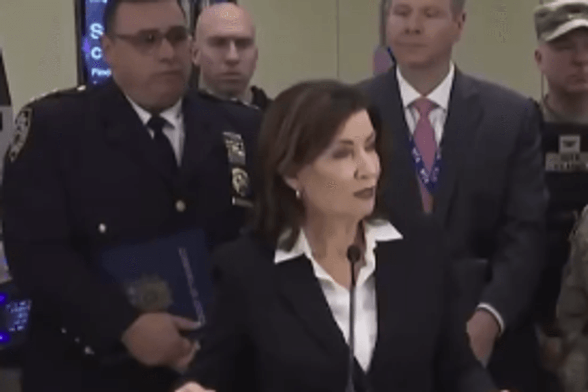 Watch: NY Governor Is Shocked When Reporter Calls Her Out After Claiming Subway Crime Is Down