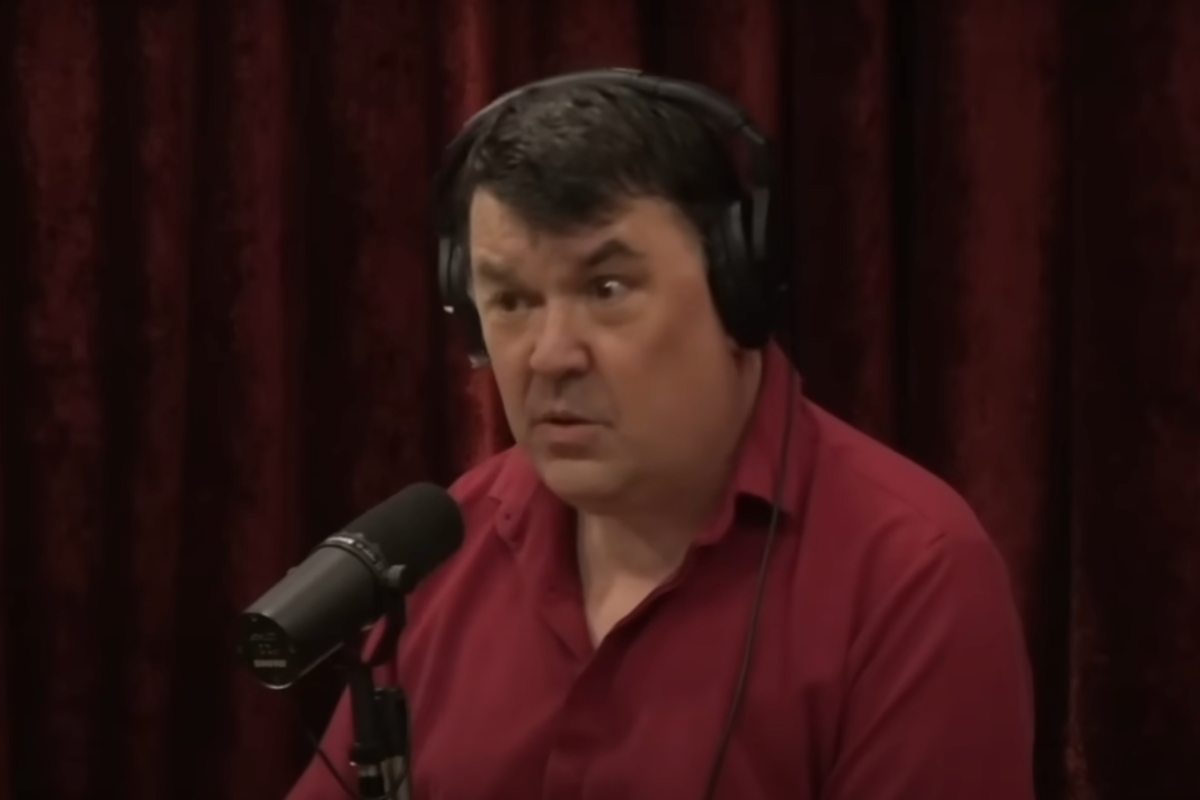 Five ARMED police officers arrest comedian at airport for the "crime" of offensive (and hilarious) tweets about gender ideology