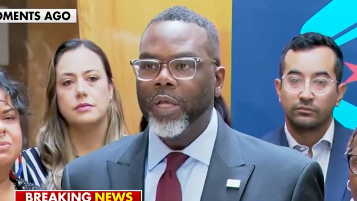 Chicago Mayor Establishes ‘ICE-Free Zones’ to Keep Federal Agents Off City Property