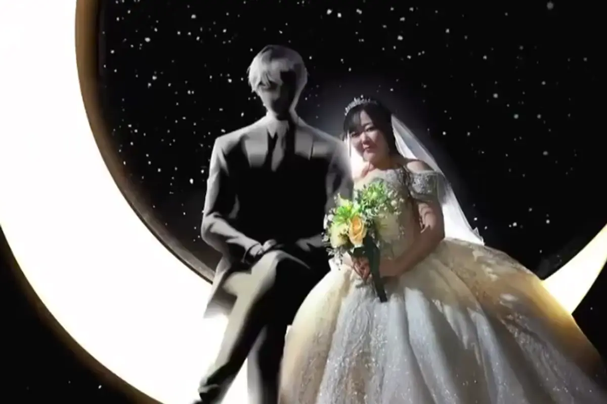 Japanese Woman Marries AI Chat Bot She Created With ChatGPT