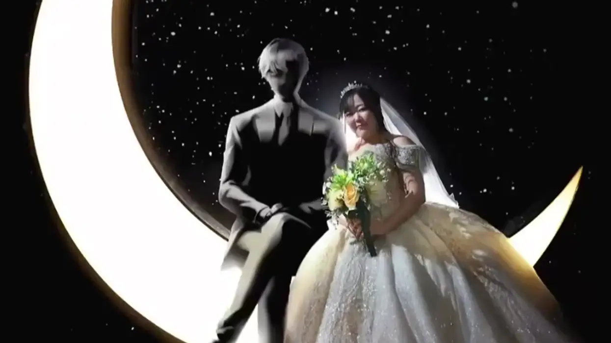 Japanese Woman Marries AI Chat Bot She Created With ChatGPT