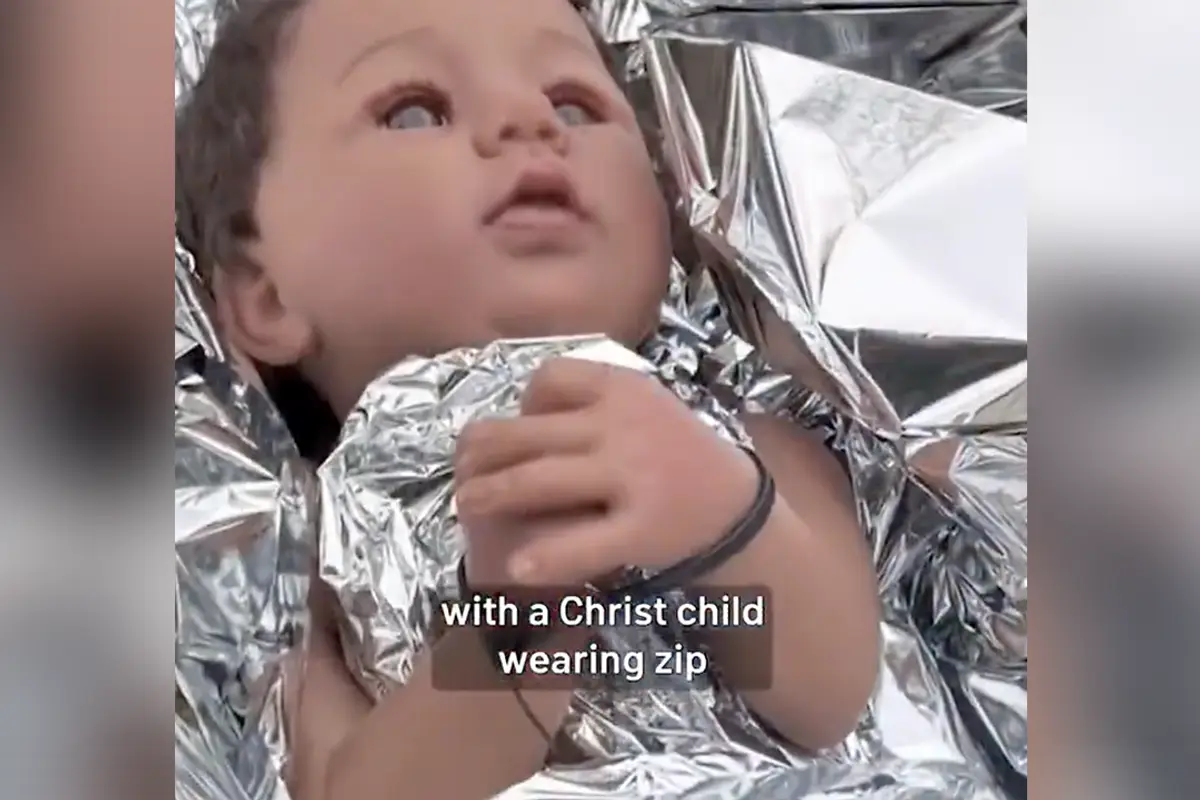 Chicago church zip-ties Jesus, puts Mary in a gas mask in DISGUSTING protest against Trump and ICE