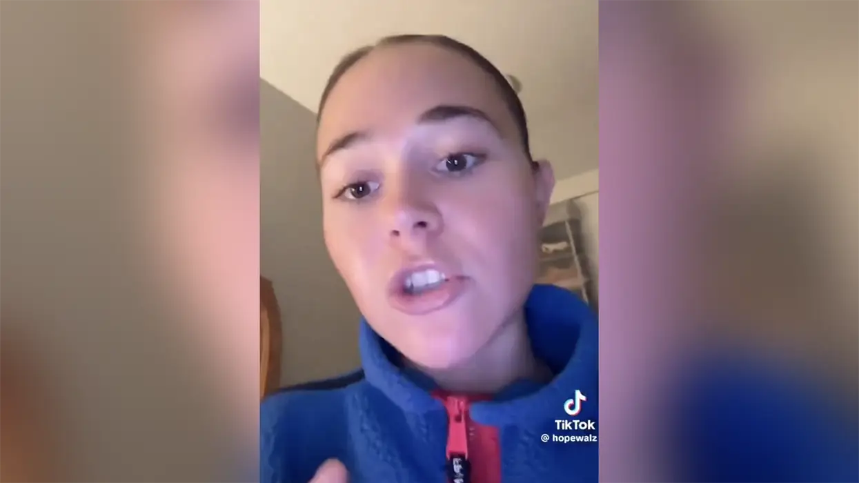 Patriots film themselves calling Tim Walz a retard outside of his home as his daughter forgets how the internet works