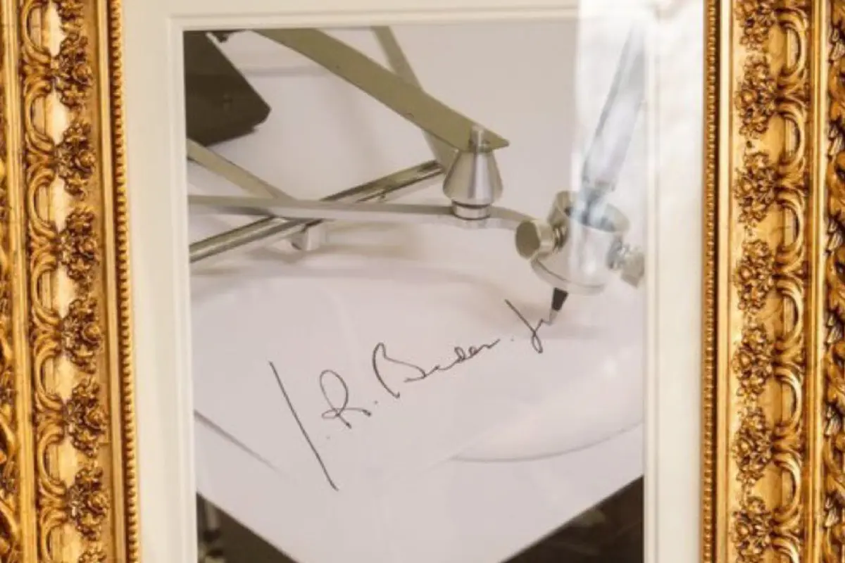 Trump Revamps the Presidential Walk of Fame—And It’s Better Than You Think