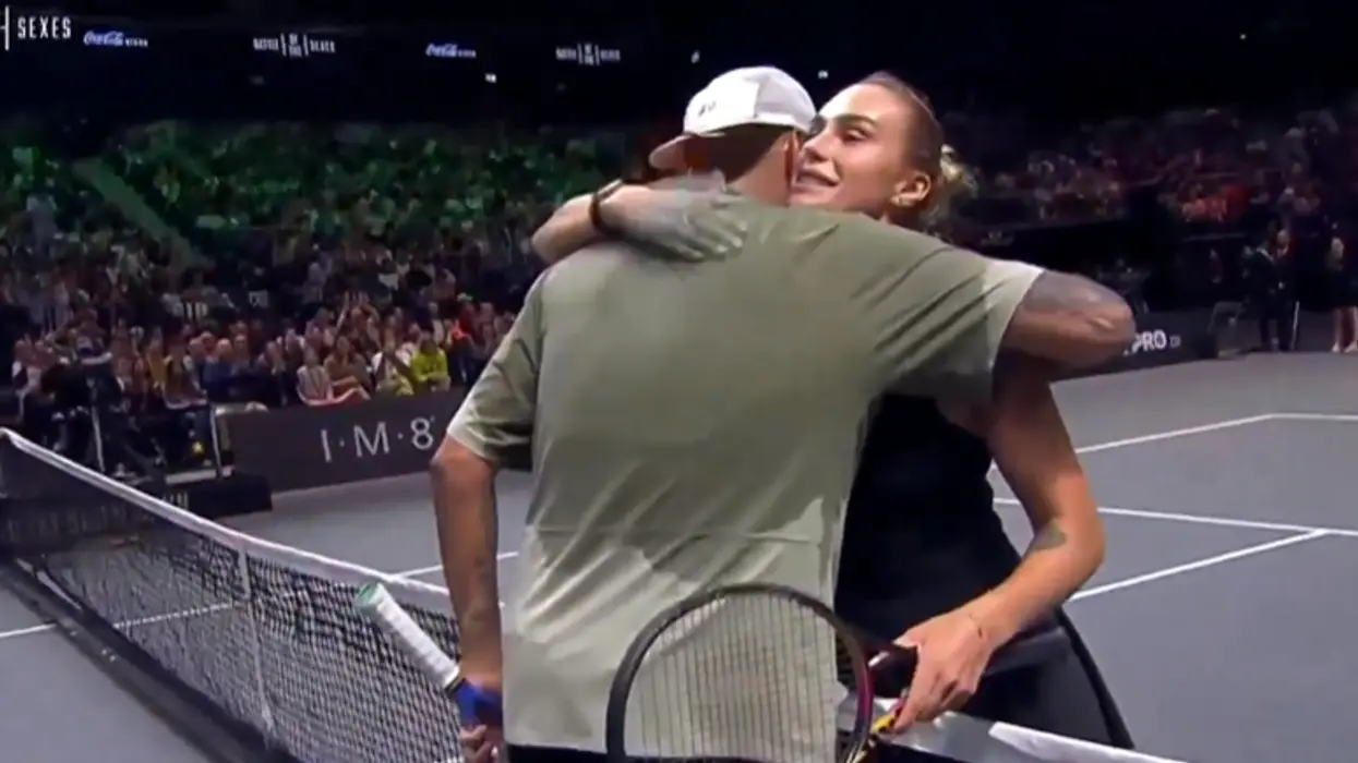 Injured male tennis player outside of the Top 600 still able to defeat the best female player in the world