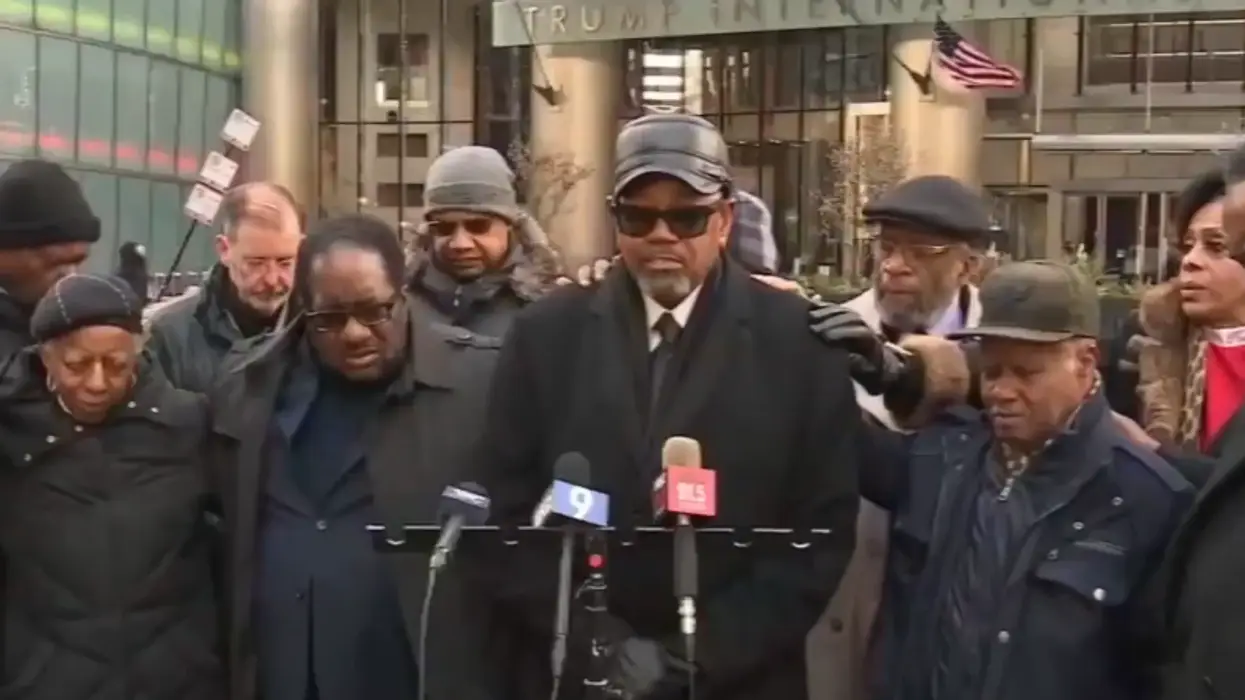 Chicago Democrats voted to raise property taxes, so residents are protesting... Donald Trump over it