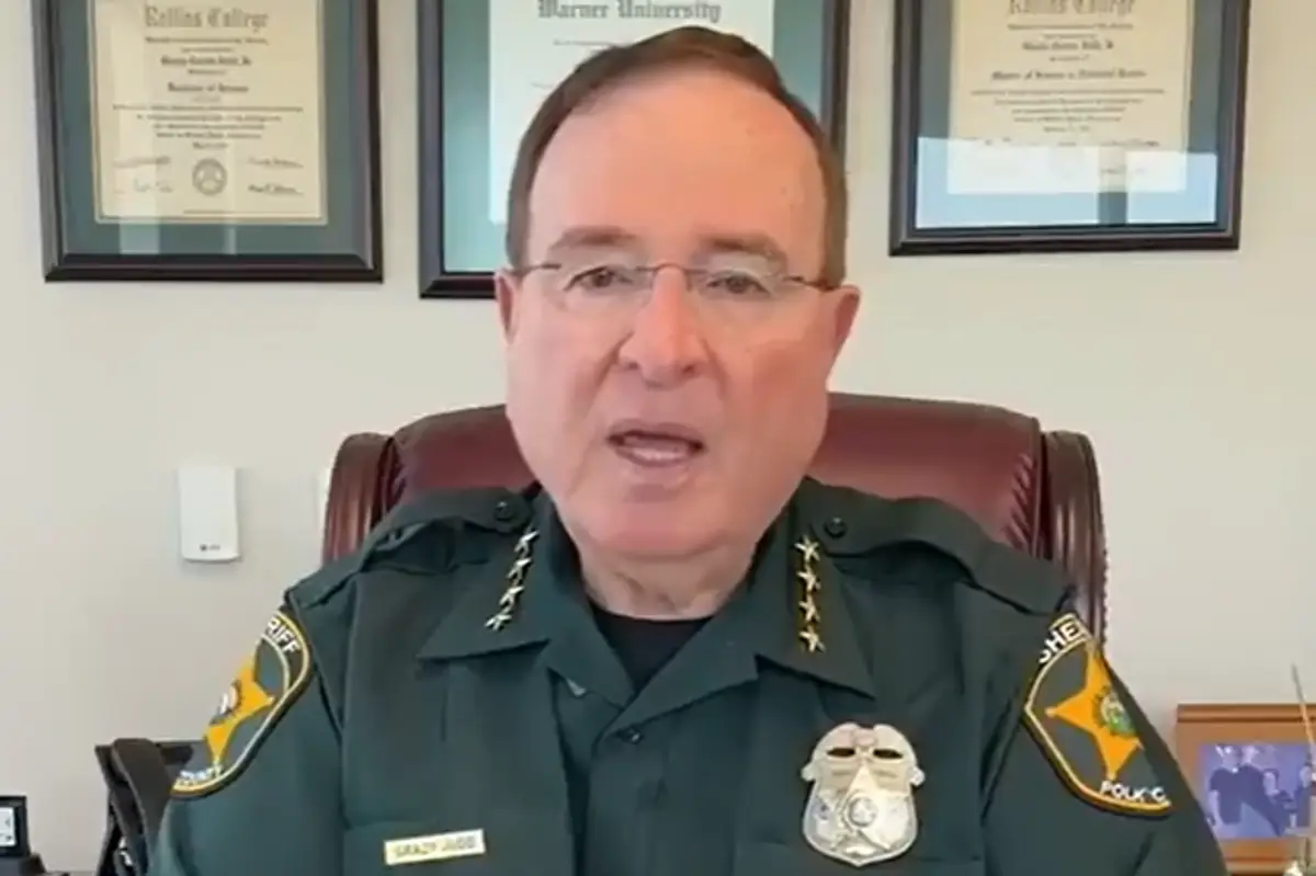 This is how a LEO official should respond to the Minneapolis shooting: “Do felonious assaults with two-ton weapons, expect to be shot”