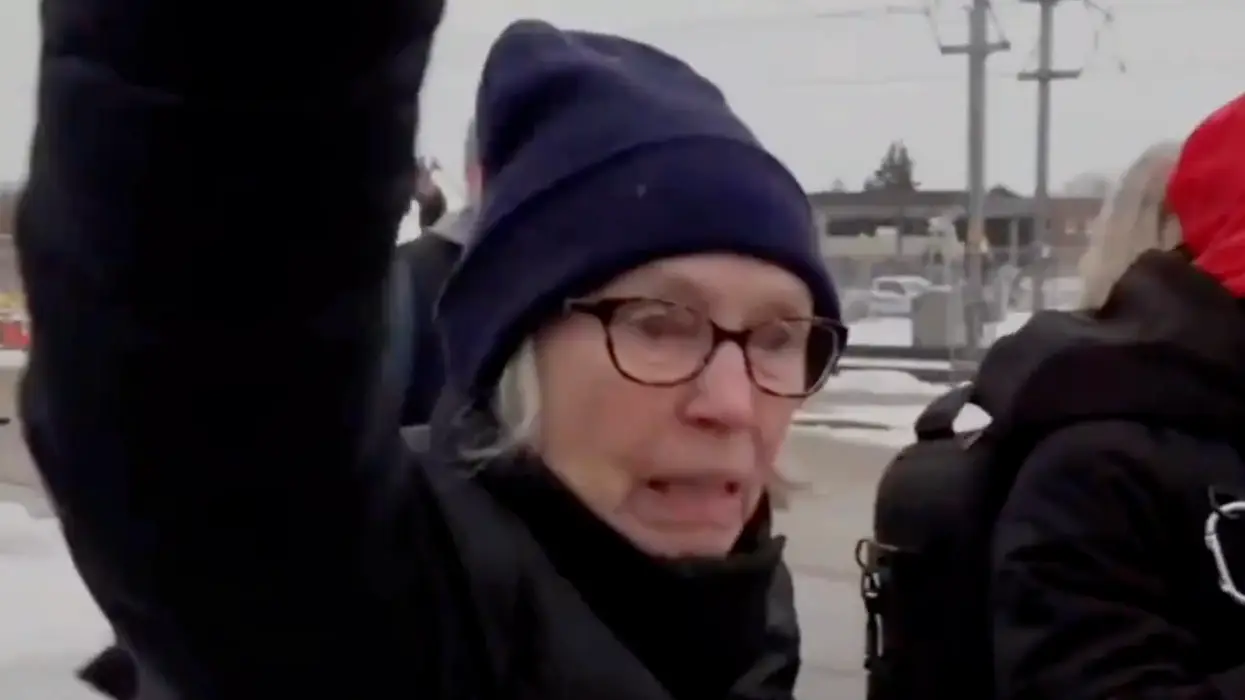To see the AWFUL people ICE has to deal with, here's a Minnesota woman taunting them to shoot her