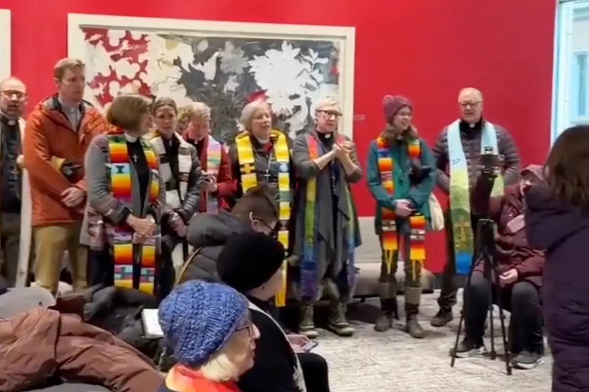 Old white liberals are at it again, this time singing spirituals until Target agrees to ban ICE (and other silly demands)