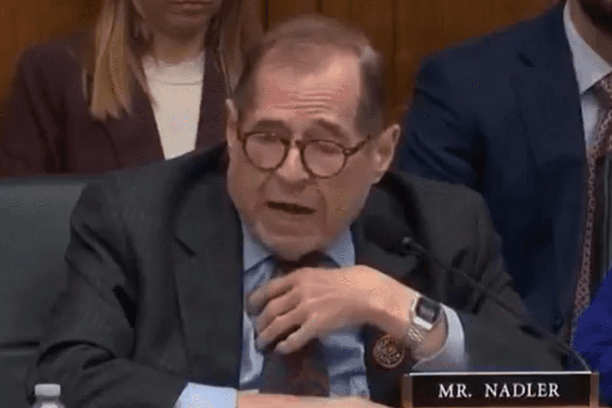 Dem Congressman Suggests Americans Would Be ‘Justified In Shooting’ Masked ICE Agents