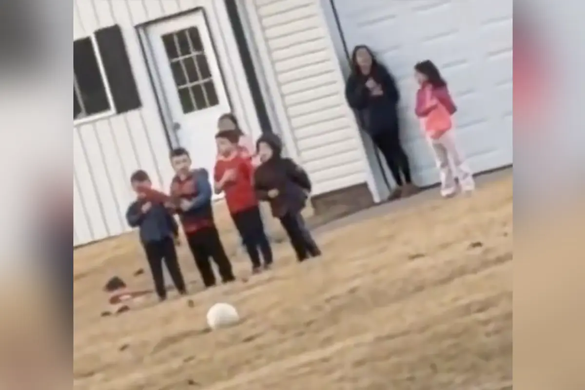 Lil' Patriots go viral signing the National Anthem before their wiffle ball game