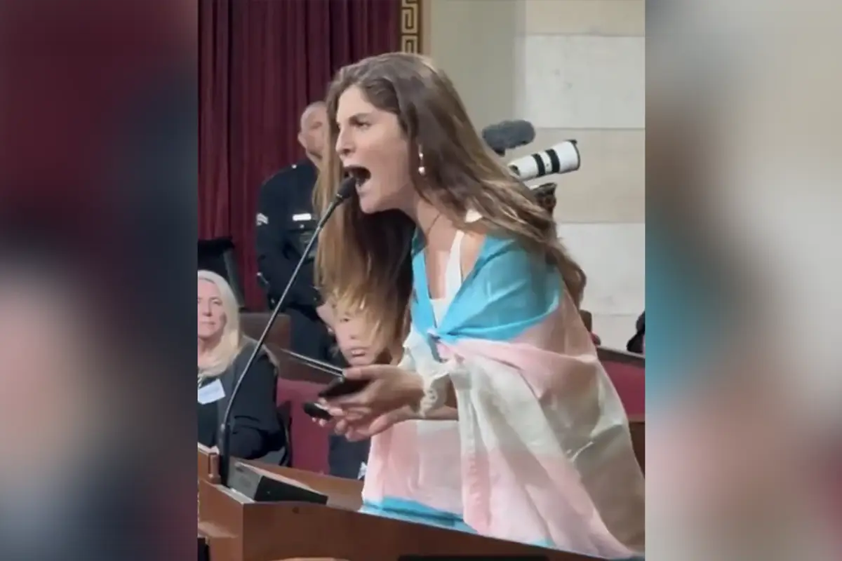 Crazy person dressed in trans flag has hysterical meltdown at city council meeting over they/thems "crying out for justice”